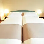 Ibis Centre Gare Ginebra