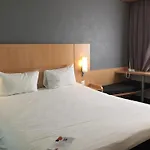 Ibis Centre Gare Ginebra