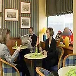 Ibis Centre Gare Hotel 3*