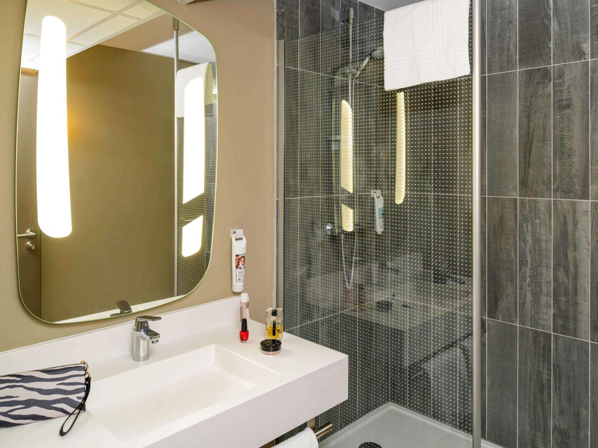 Hotel Ibis Centre Gare Geneva