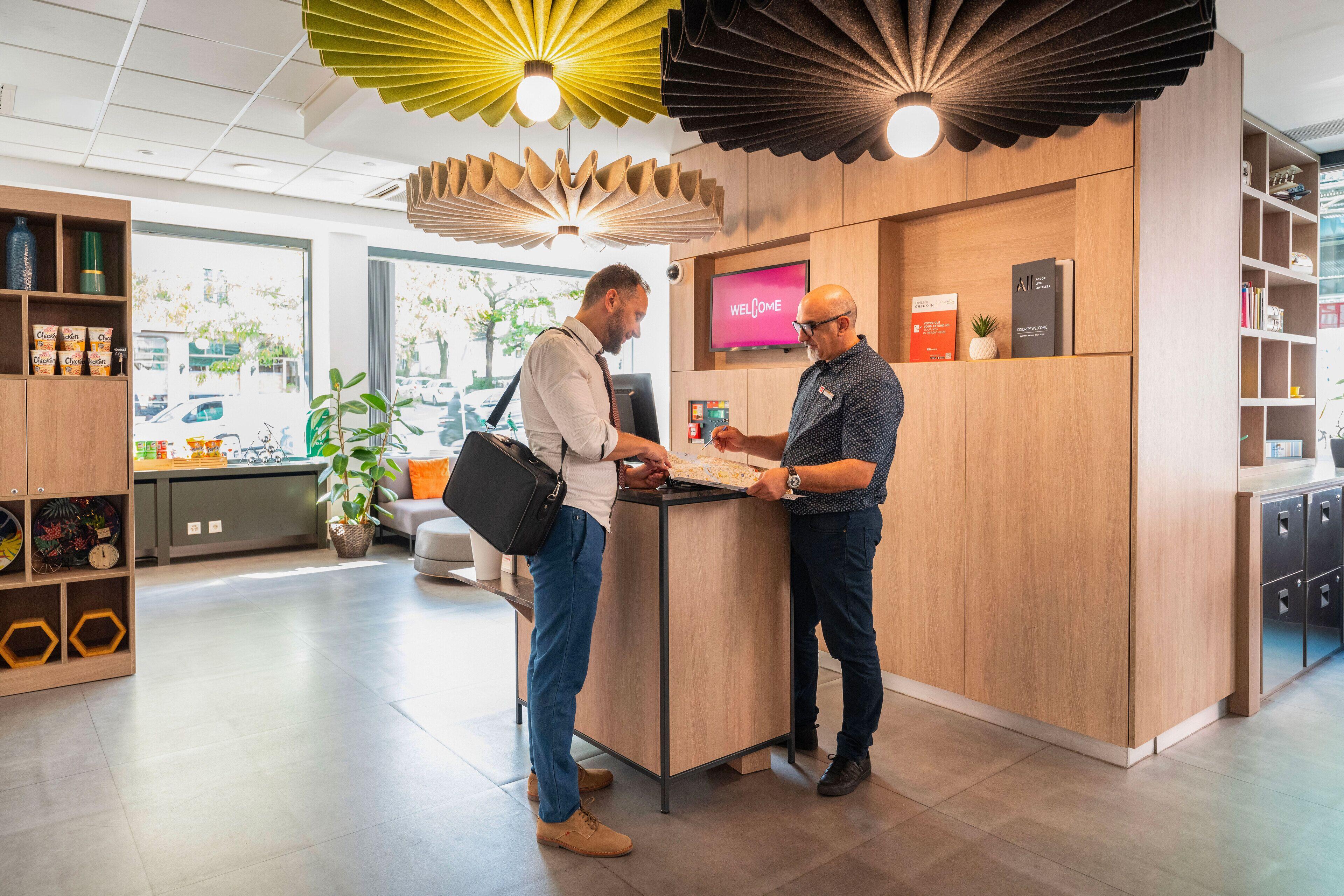 Hotel Ibis Centre Gare Ginebra