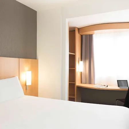 Ibis Centre Gare 3*