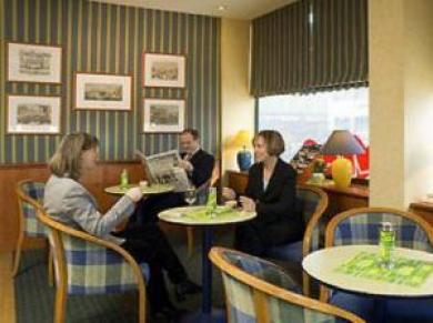 Hotel Ibis Centre Gare Ginebra