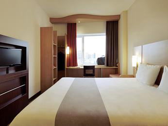 Ibis Centre Gare Hotel Ginebra